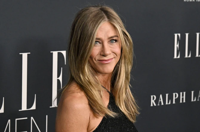 Dženifer Aniston