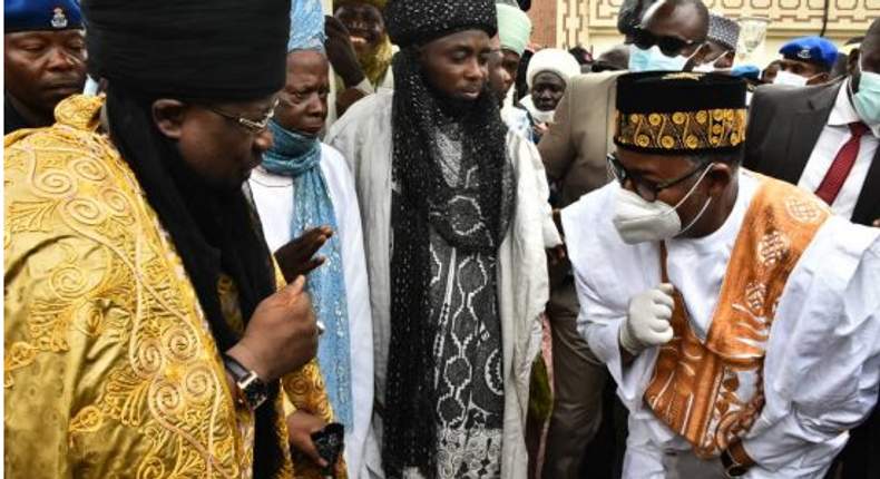 Bauchi State Governor, Bala Mohammed attends Jumaat prayer hours after recovering from coronavirus.  (Daily Trust)