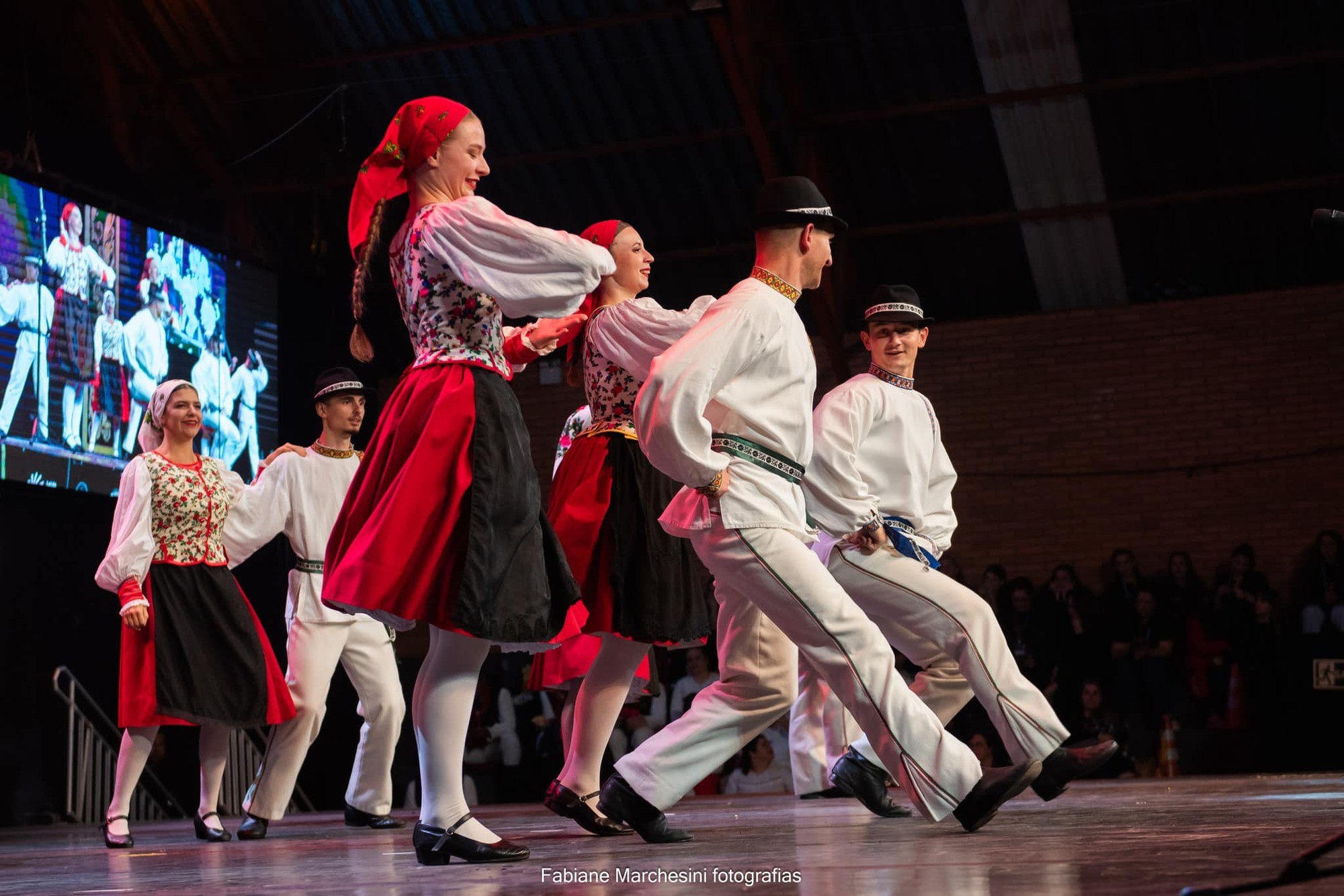 Veľký úspech slovenského folklóru.