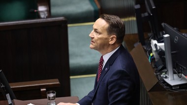 radosław sikorski wygłasza expose w sejmie. "wielkie przewroty dokonuj