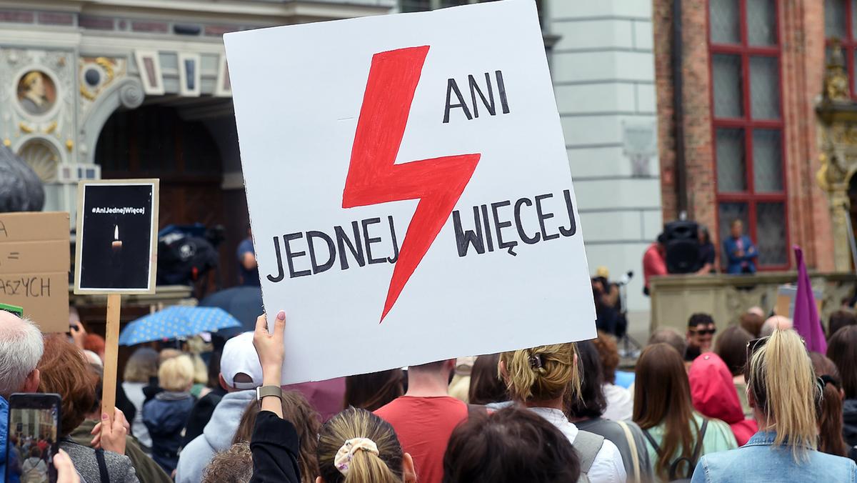 Protest pod hasłem Ani jednej więcej w Gdańsku