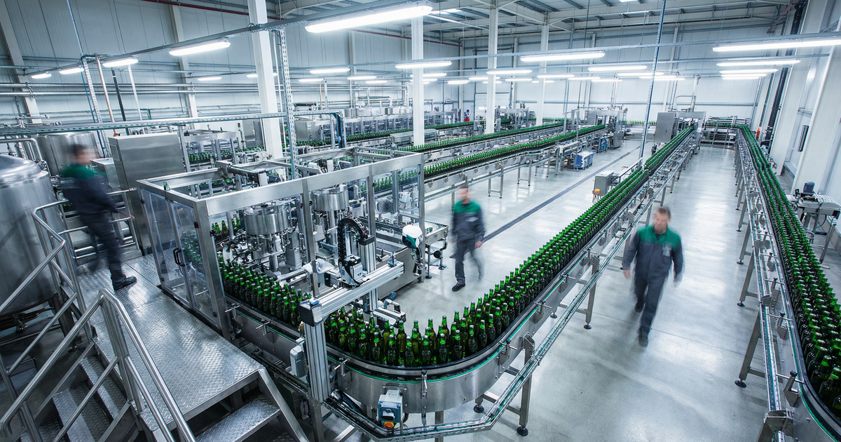 Pourquoi-Heineken-licencie-massivement-malgr-des-b-n-fices-en-hausse-de-4-9-