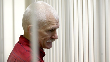 Świat wzywa reżim Łukaszenki do uwolnienia Alesia Bialackiego