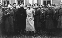 PROJEKT POLSKA: Stacja: Niepodległość