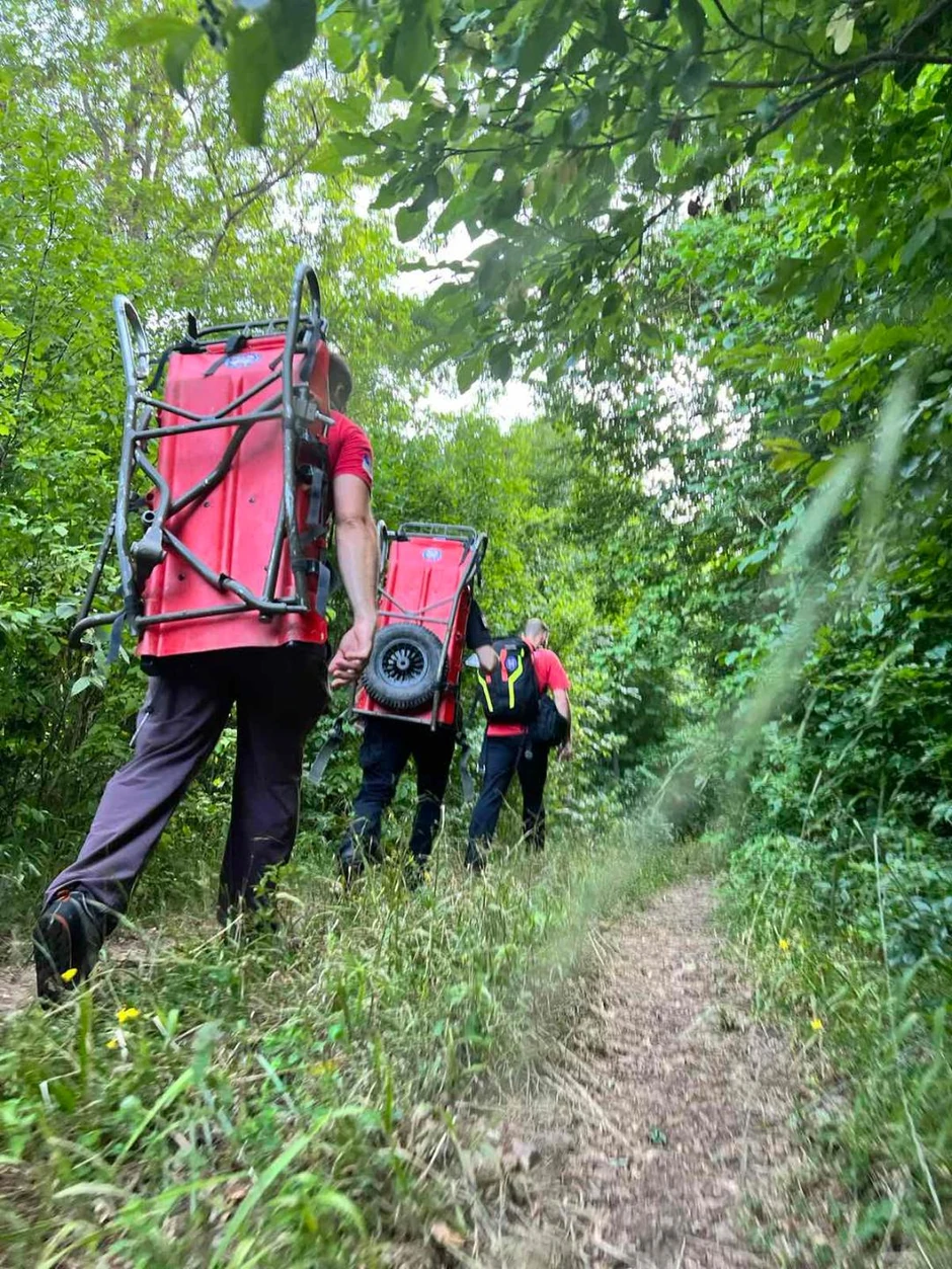 Spasioci evakuisali povređenog planinara iz kanjona Jerme kod Pirota