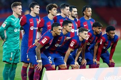 Barcelona w El Clasico z logo The Rolling Stones na koszulkach [WIDEO]