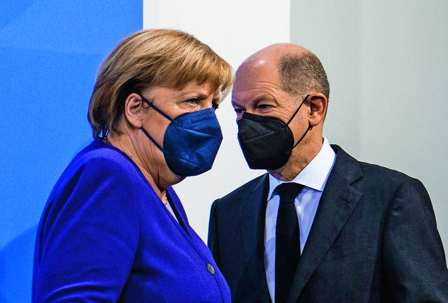Angela Merkel starała się utrzymywać dobre stosunki i z Moskwą, i z Pekinem. Tę politykę stara się kontynuować Olaf Scholz, ale otoczenie się zmieniło