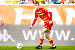 Jagiellonia i Stal grają o 'sześć punktów'. Oba kluby bronią się przed spadkiem