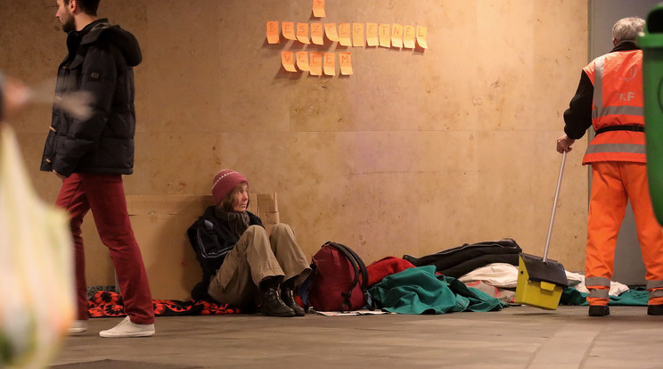 A magyar társadalom 29%-a el tud képzelni olyan szituációt, hogy ő maga is hajléktalanná válik /Fotó: Gy. Balázs Béla