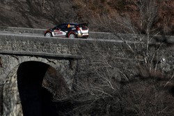 Rajd Monte Carlo: Świetny dzień Roberta Kubicy. Ogier liderem