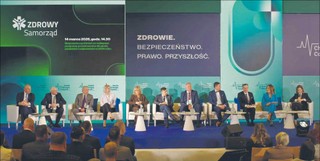 Sektor ochrony zdrowia wymaga kroplówki i pełnej terapii