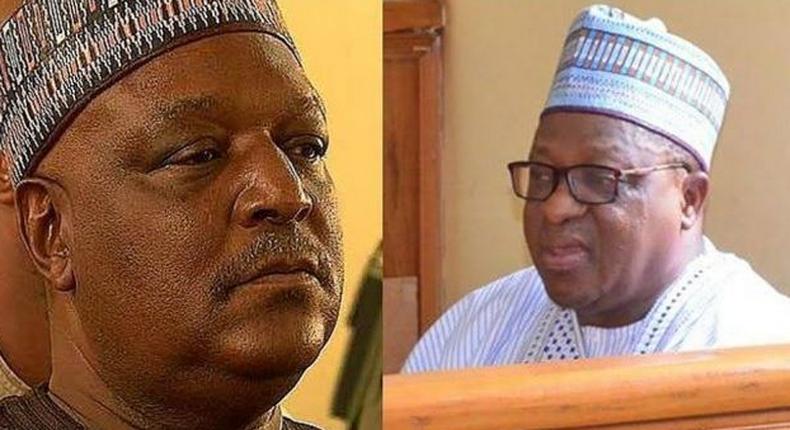 Former governor of Plateau State, Joshua Dariye, and his counterpart, Jolly Nyame of Taraba State, have been finally released from Kuje prison. (TheSun)