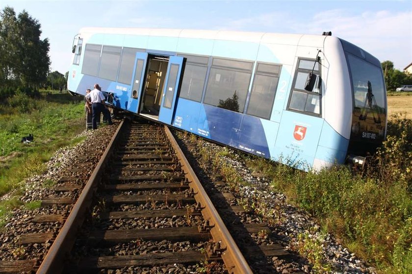 TIR wykoleił pociąg! Nowe fakty