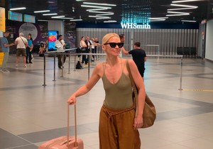Nataša Bekvalac bez brushaltera na aerodromu 