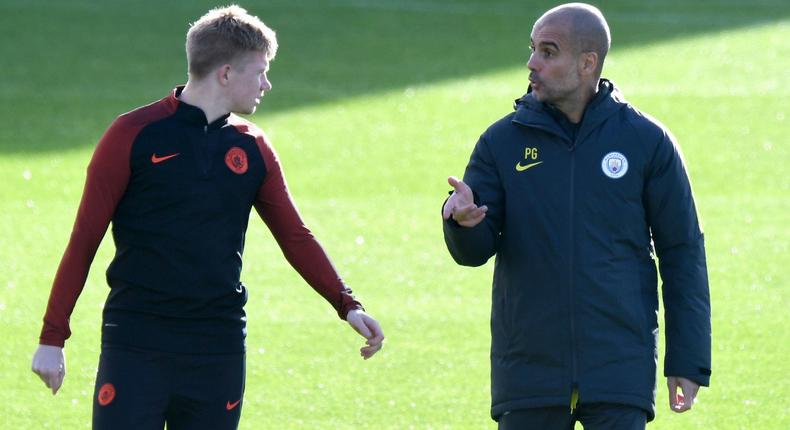 ___5636792___https:______static.pulse.com.gh___webservice___escenic___binary___5636792___2016___10___21___13___kevin-de-bruyne-pep-guardiola-cropped_1ba5arr9eat5s1k0slkeznpkr5_1