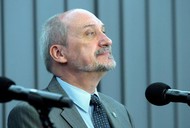 macierewicz natchniony