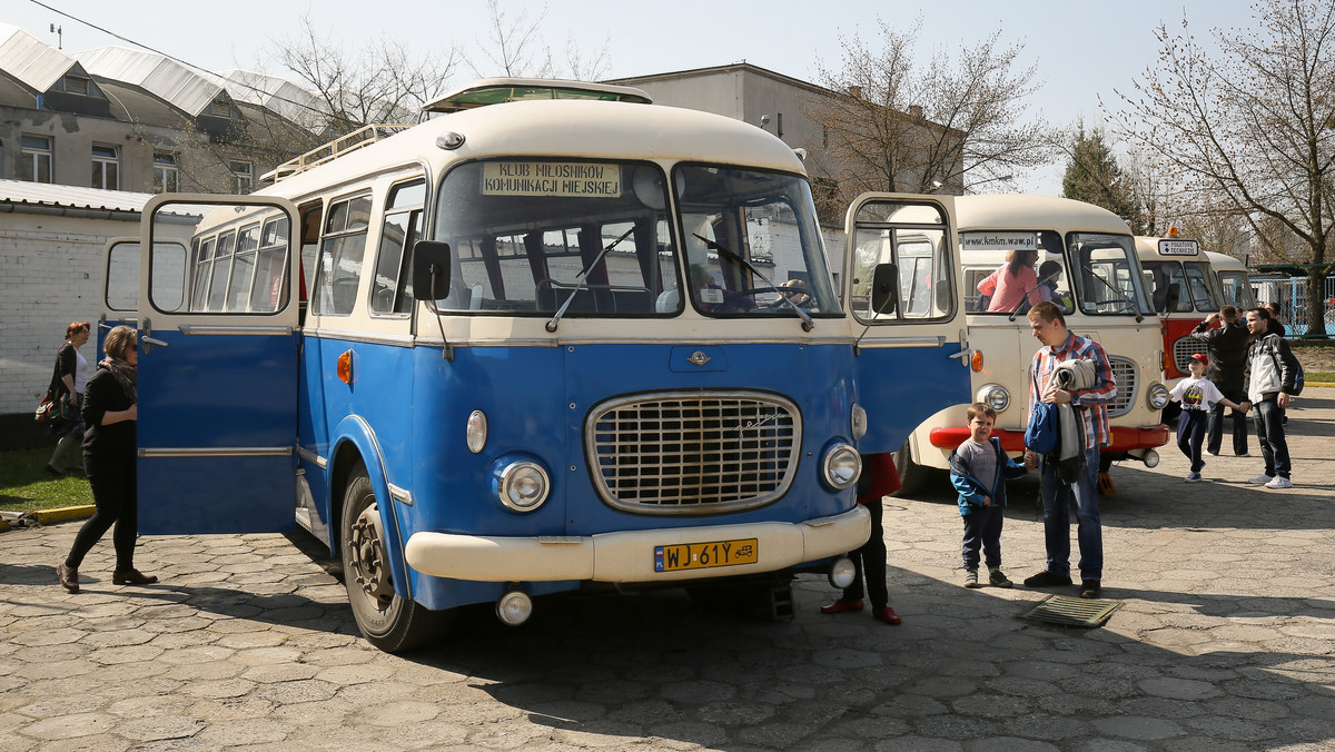 WARSZAWA 35-LECIE KMKM ZABYTKOWE AUTOBUSY (Jelcz)