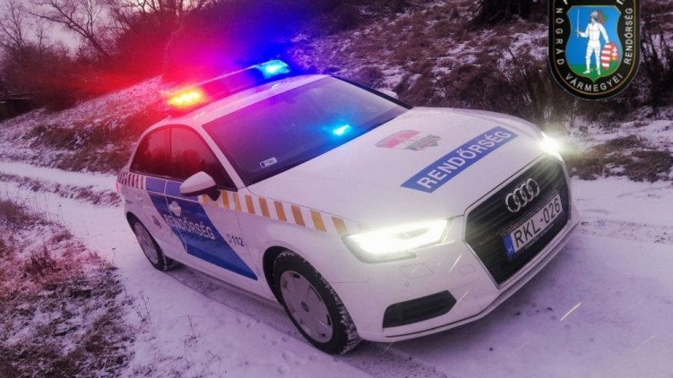 Akció közben, az ablakpárkányon aludt el a betörő Salgótarjában