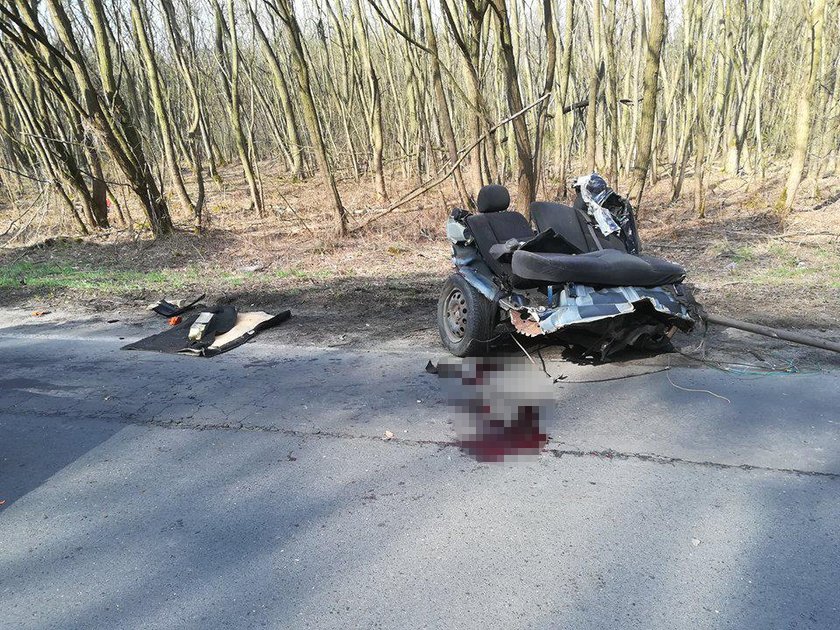 Tragiczny wypadek koło Nowej Soli. Zginął 18-latek, jego dwaj koledzy zostali ranni