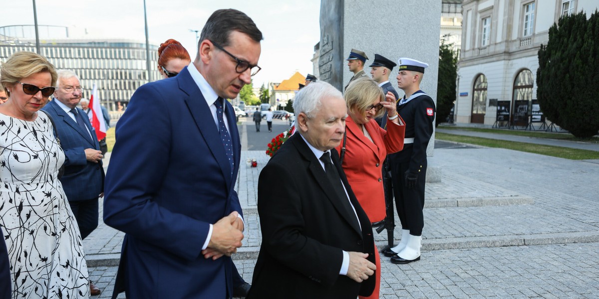 Premier Mateusz Morawiecki i prezes PiS, wicepremier Jarosław Kaczyński