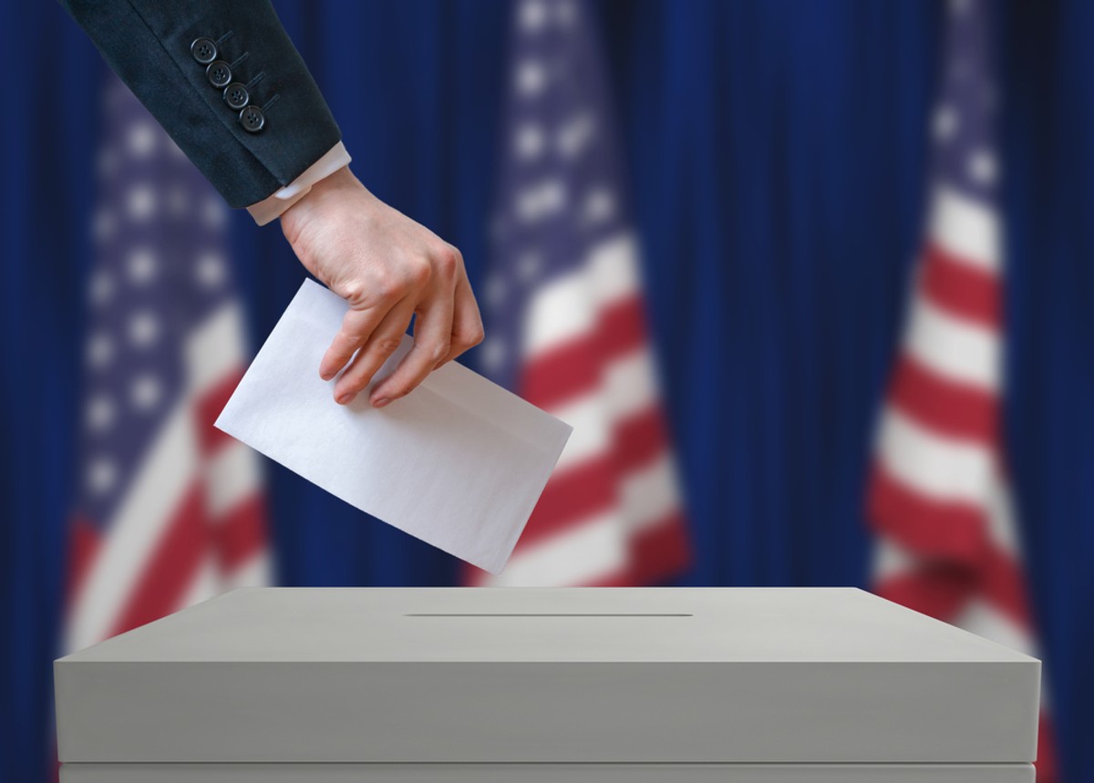 Zarówno Clinton, jak i Trump niewiadomą z punktu widzenia polskich interesów