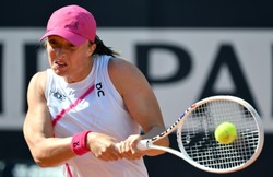 Iga Świątek w półfinale turnieju w Rzymie. Polka blisko trzeciego triumfu