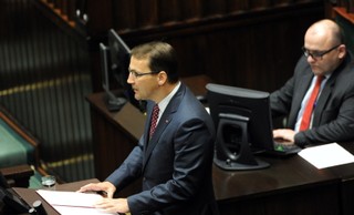 Sikorski: musimy być gotowi na zakłócenia dostaw ropy i gazu do Europy