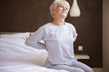 Az év végén többet fáj a dereka? A gyógytornász tanácsai