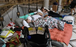 Problematyczne dzieciństwo, zakłamana dorosłość. Niepełnosprawność w Polsce to tabu