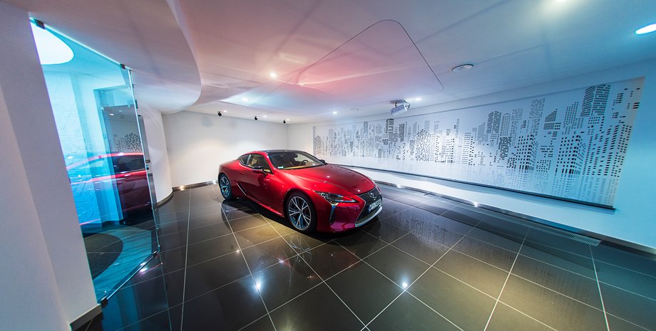 Salon Lexus Warszawa Puławska.