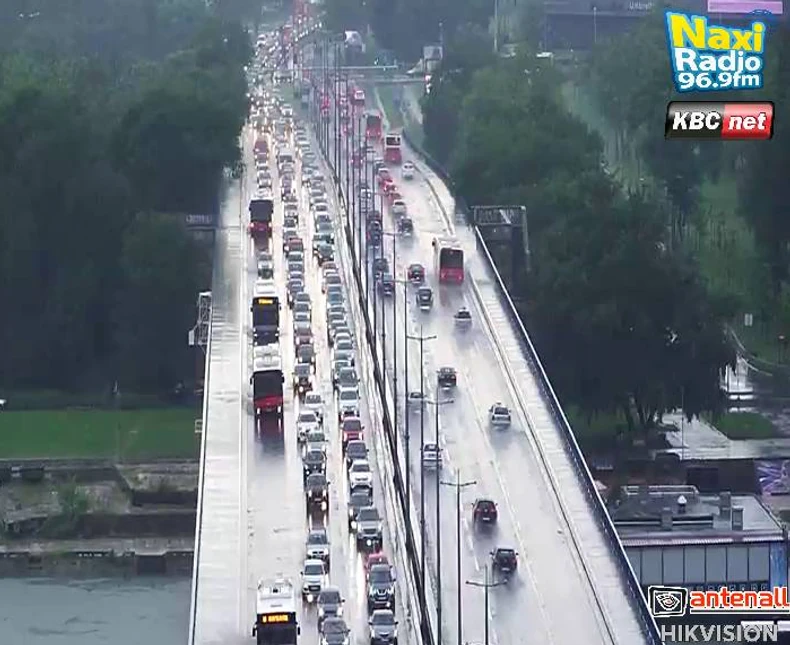 Gužva na Brankovom mostu