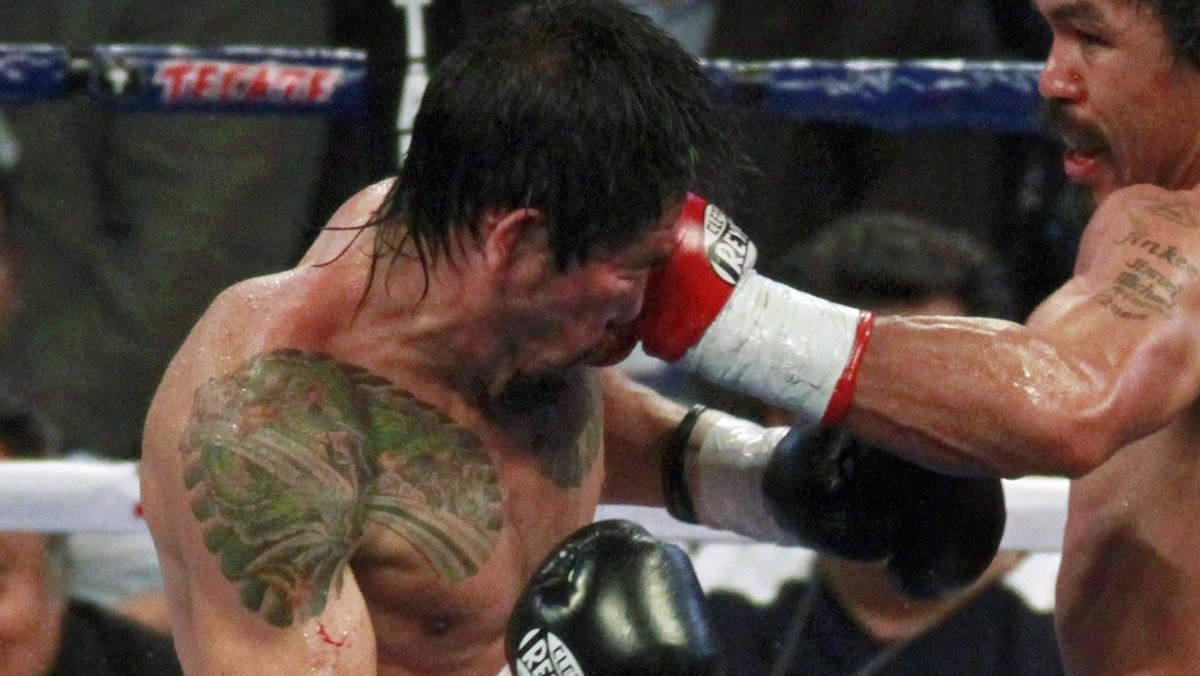 Były trzykrotny mistrz świata wagi półśredniej Antonio Margarito (38-7, 27 KO) po brutalnym laniu jakie zebrał z rąk uznawanego za najlepszego pięściarza globu Manny'ego Pacquiao (52-3-2, 38 KO) trafił do szpitala i nie przybył nawet na konferencję prasową po walce obu pięściarzy.