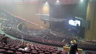 Horror pod Moskwą. Strzelanina, eksplozja i zawalony dach. 40 osób nie żyje