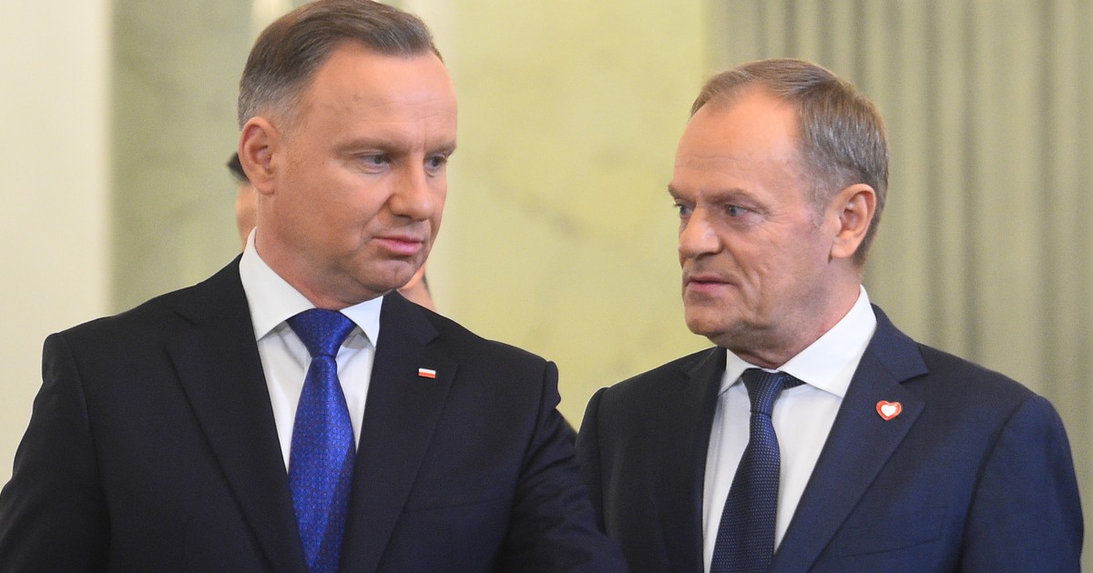 Kto w górę, kto w dół? „Na aferze Kamińskiego i Wąsika to Duda straci najbardziej”