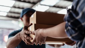 UE znosi zwolnienie z cła dla przesyłek do 150 euro. Zmiany od 1 lipca 2026