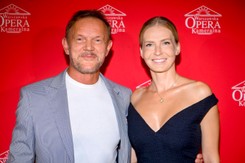 Cezary Pazura pokazał zdjęcie z teściową. Czy Edyta jest podobna do mamy? [FOTO]