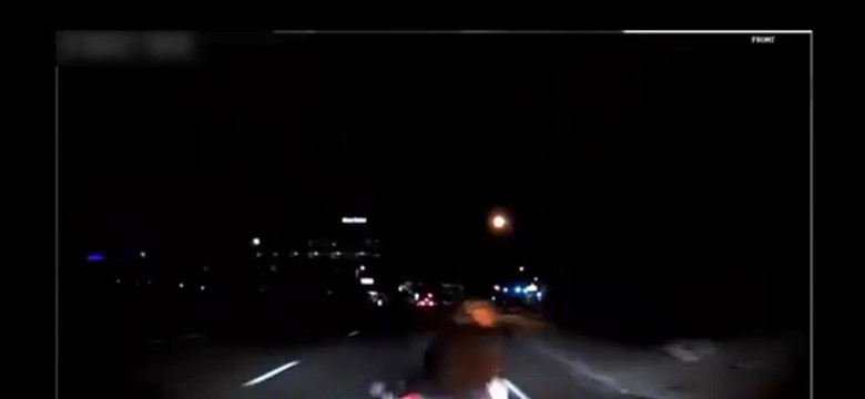 Policja ujawniła wideo z autonomicznego samochodu Ubera, który śmiertelnie potrącił kobietę