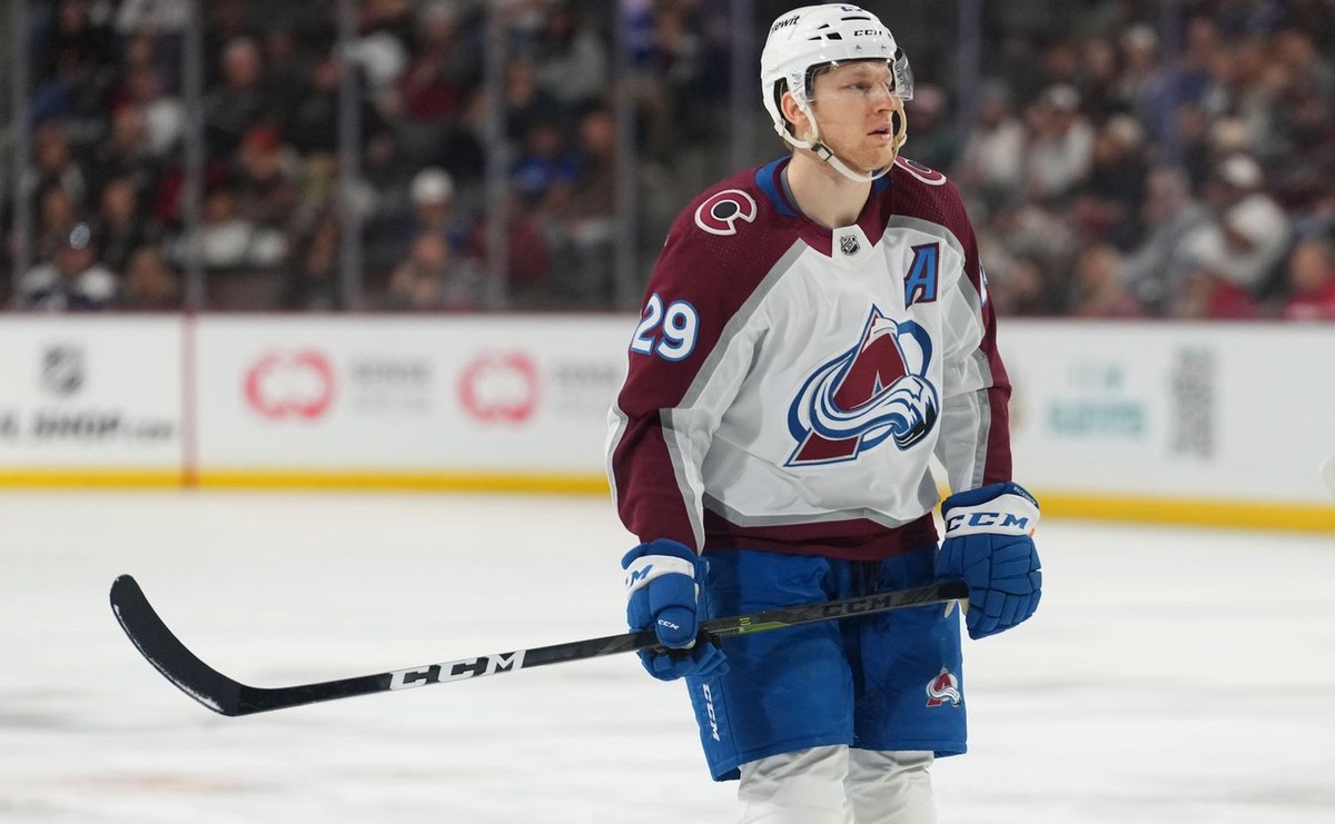 Nathan MacKinnon