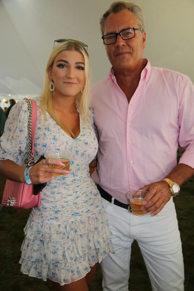 Piterova nova devojka mlađa je od njegove ćerke