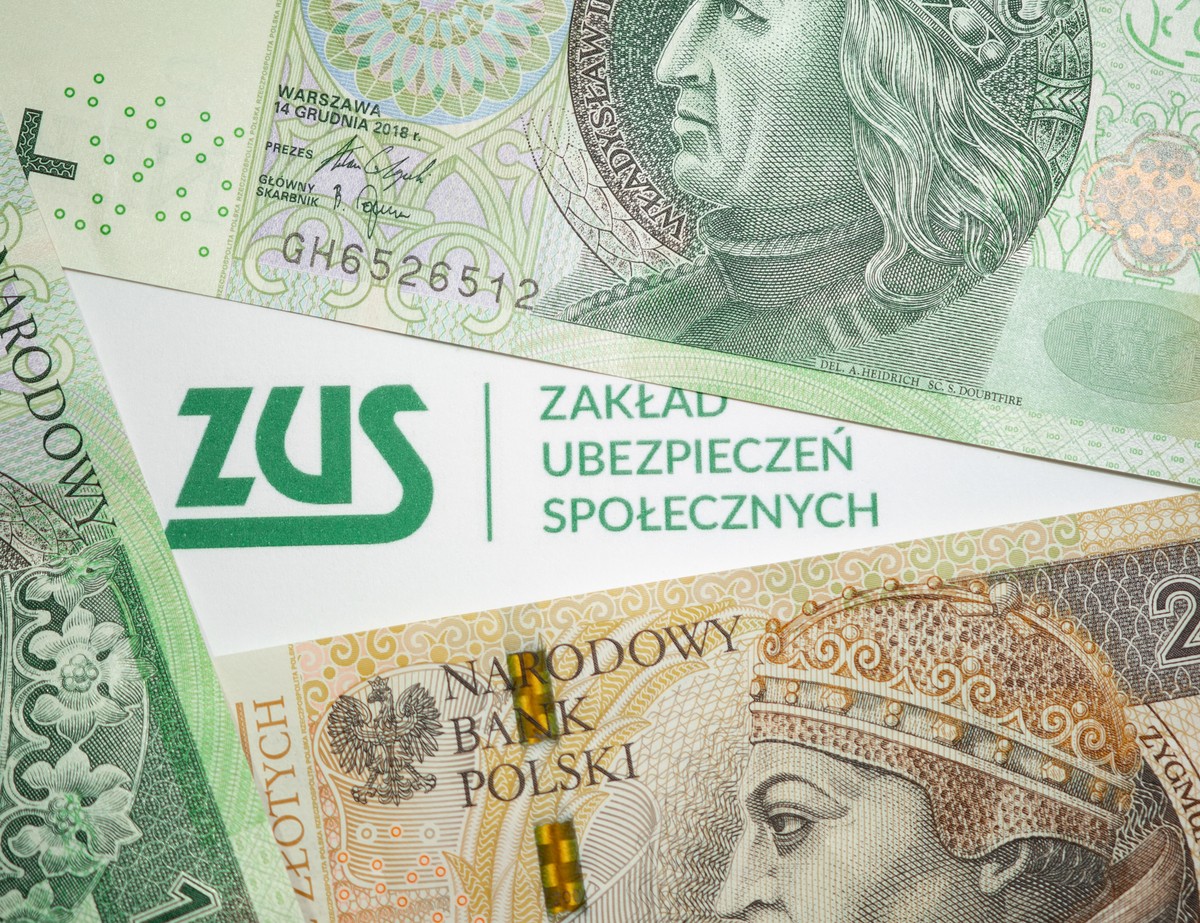 Na osoby urodzone między 1949 a 1969 rokiem czeka miła niespodzianka od ZUS! Tym osobom może przysługiwać specjalny rodzaj emerytury