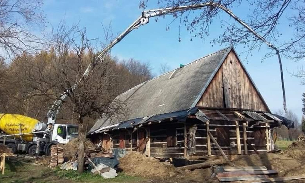 Iga z mężem wyremontowali stary dom Łemków. "To projekt życia"