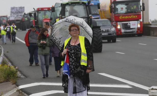 Zablokowali główną autostradę do Calais. Mają dość "Dżungli" z emigrantami