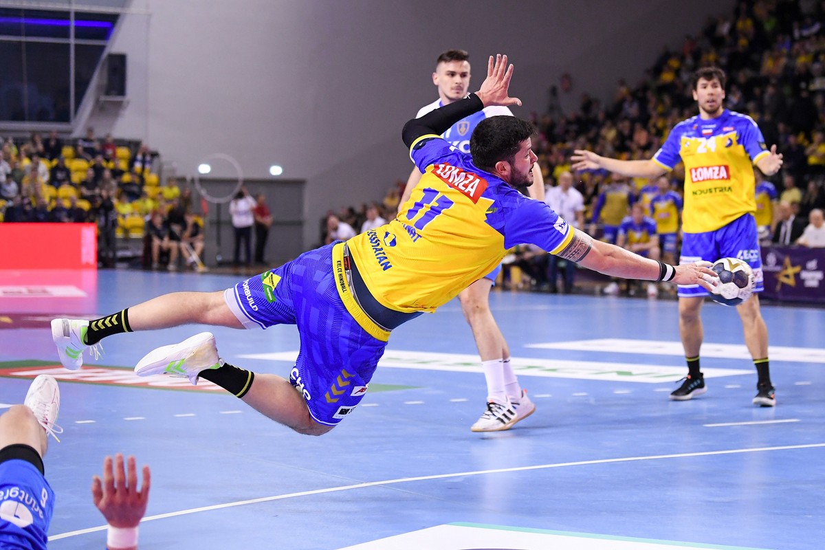 NICOLAS TOURNAT