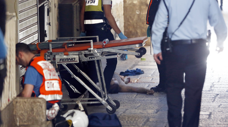 Egy izraeli katonát, majd egy nőt ért támadás Jeruzsálemben/ Fotó: AFP