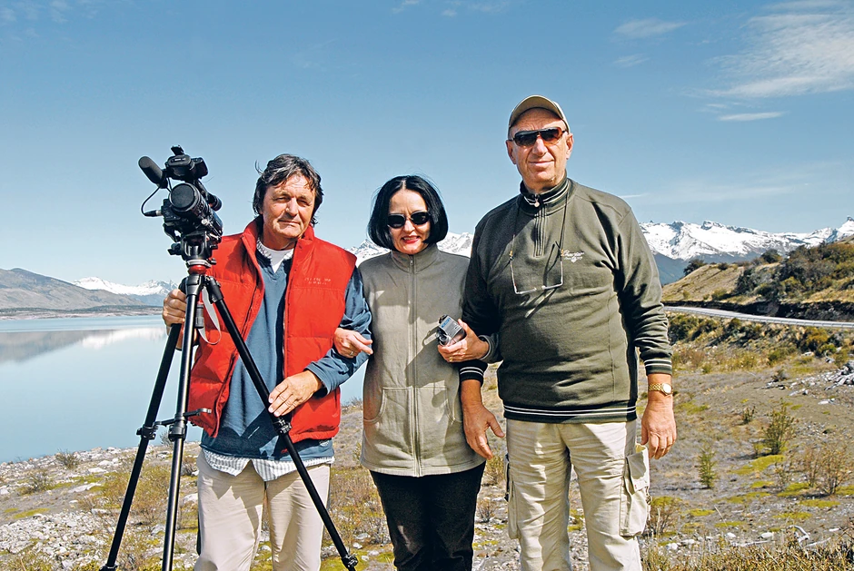 Kreativni tim "Sveta na dlanu“: Ratko Kušić, Marija Škiljaica Mićić i Sloba u Patagoniji