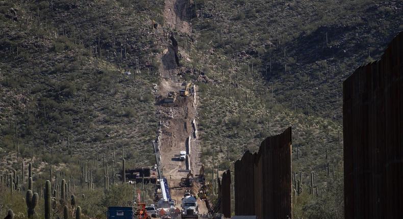 border wall arizona