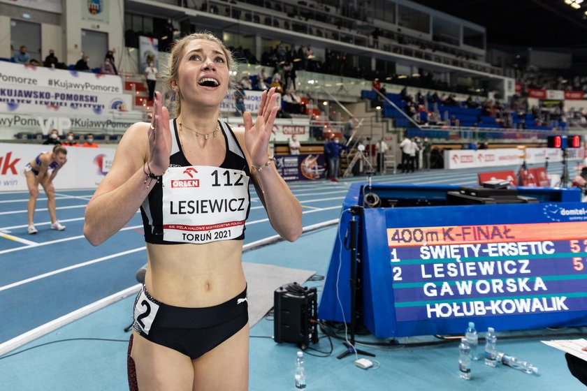 Kornelia Lesiewicz poprawiła w tym sezonie halowy rekord Polski juniorek na 400 metrów aż o 0,6 sekundy