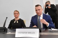 Dorota Brejza i Krzysztof Brejza podczas posiedzenia senackiej Komisji ds. nielegalnej inwigilacji