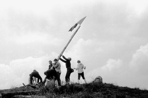 Wędrowne wczasy ZSP, zdejmowanie flag 22 lipca 1962 r. na Tarnicy i Połoninie Caryńskiej