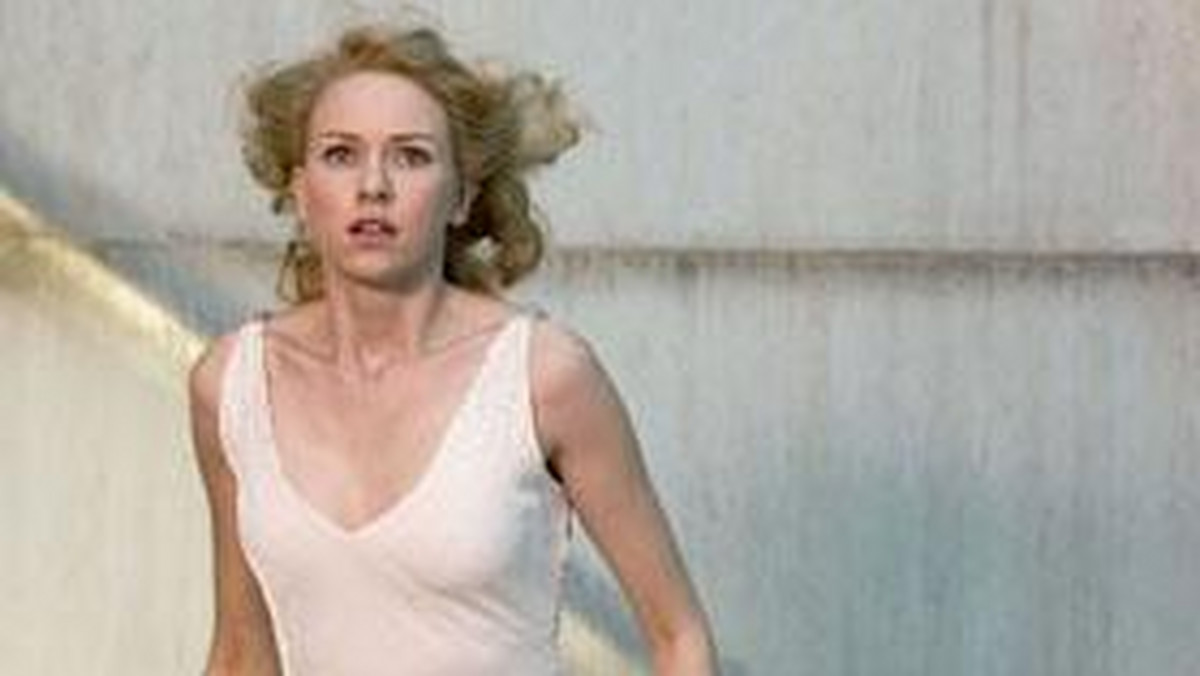Naomi Watts zagra główną rolę w remake'u kultowego horroru "Ptaki". Reżyserią obrazu zajmie się Martin Campbell.